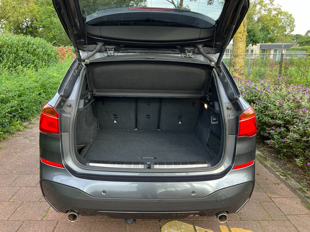 Foto 3 van BMW X1 2.0i M.Sport Black S.drive