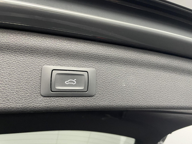 Foto 8 van Audi Q3 35 TFSI Pro Line | 150pk | Automaat | Leder | Trekhaak wegklapbaar
