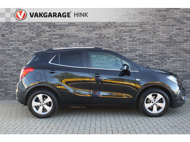 Foto 3 van Opel Mokka 1.4 T Cosmo | Camera | Trekhaak | Cruise-control |