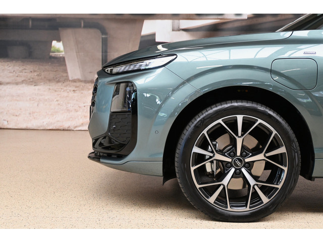 Foto 5 van Audi Q3 Sportback 1.5 e-hybrid 272pk S edition | Matrix | Sonos | Head-up | Trekhaak | 100% (Dealer)