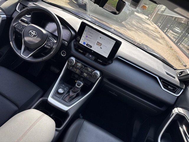 Foto 3 van Toyota RAV4 2.5 Plug-in Hybrid AWD Bi-Tone Plus | 06-10141018 Voor meer informatie