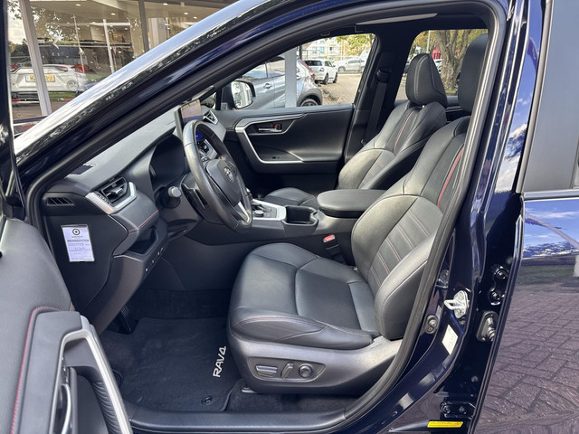 Foto 2 van Toyota RAV4 2.5 Plug-in Hybrid AWD Bi-Tone Plus | 06-10141018 Voor meer informatie