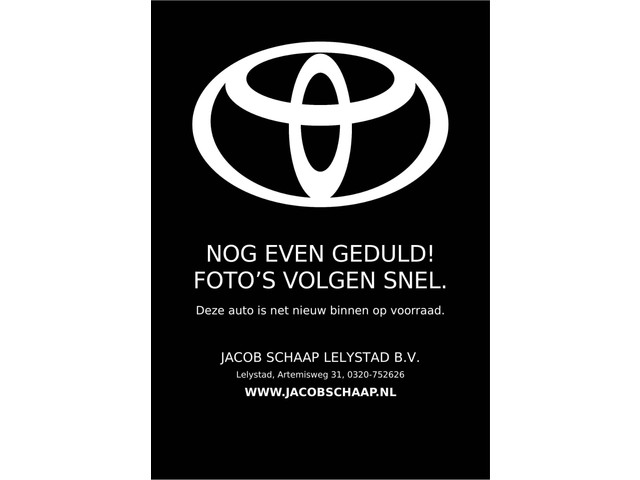 Foto 2 van Toyota RAV4 2.5 Hybrid AWD Style Bi-Tone Limited Automaat 222pk | LED-koplampen | Apple Carplay/Andr