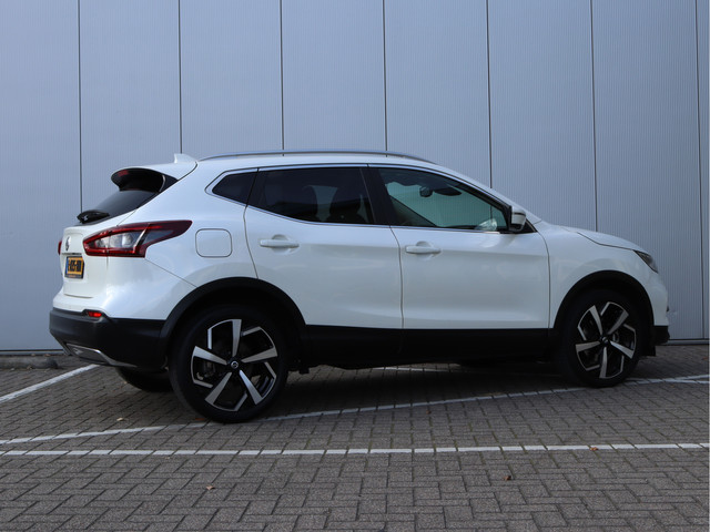 Foto 6 van Nissan QASHQAI 1.3 DIG-T Premium Edition | Panoramadak | 360 Camera | NAP