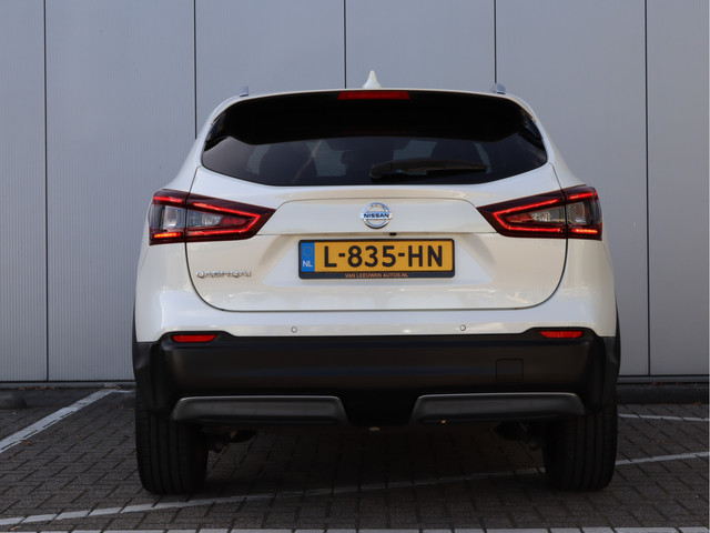 Foto 4 van Nissan QASHQAI 1.3 DIG-T Premium Edition | Panoramadak | 360 Camera | NAP