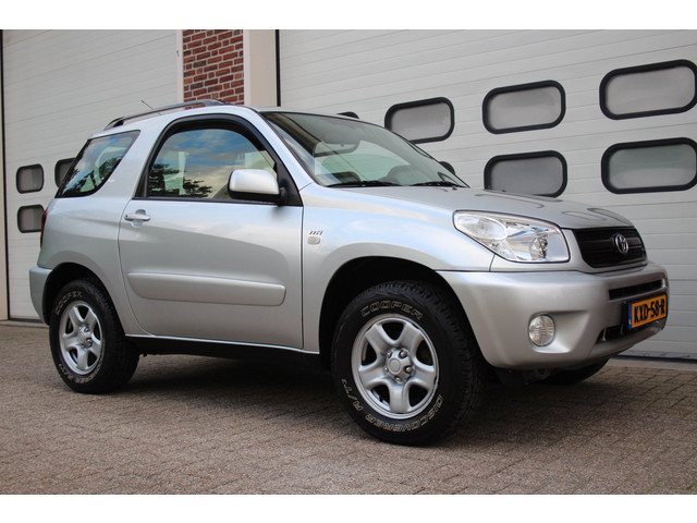 Toyota RAV4 1.8-16V VVT-i Luna 3-deurs * Airco / Trekhaak / 2WD *