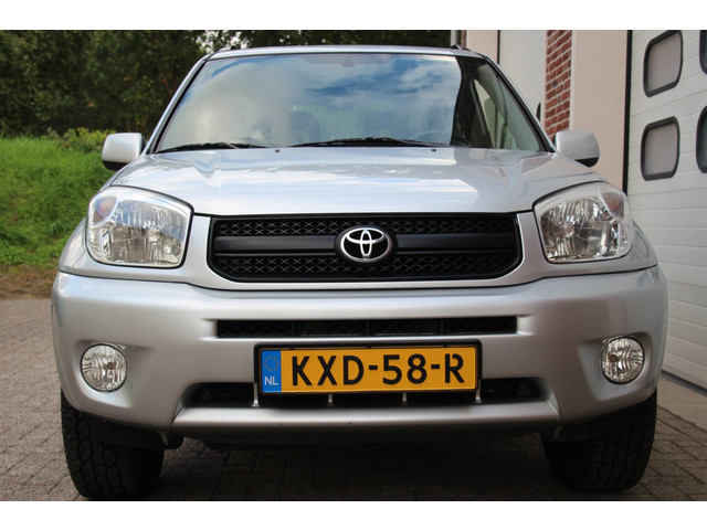 Foto 7 van Toyota RAV4 1.8-16V VVT-i Luna 3-deurs * Airco / Trekhaak / 2WD *