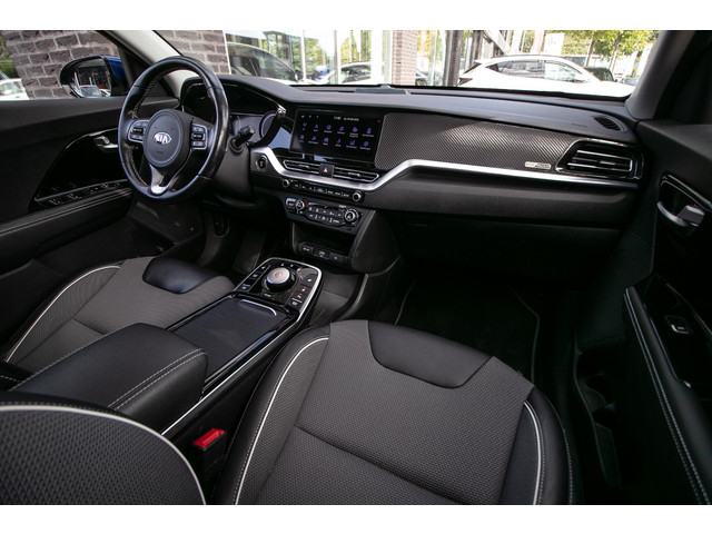 Foto 9 van Kia e-Niro DynamicPlusLine 64 kWh | Schuif l kantel dak | Trekhaak |