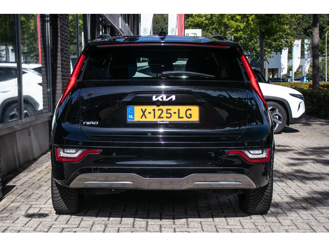 Foto 2 van Kia Niro EV ExecutiveLine 64.8 kWh | Harman kardon | head up | Adapt cruise