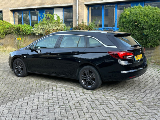 Foto 3 van Opel Astra Sports Tourer 1.0 Turbo 120 Jaar Edition
