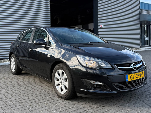 Foto 9 van Opel Astra 1.4 Turbo Blitz