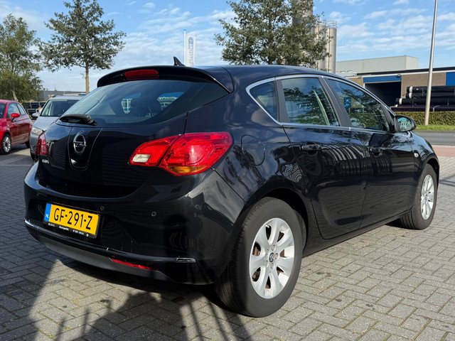 Foto 7 van Opel Astra 1.4 Turbo Blitz
