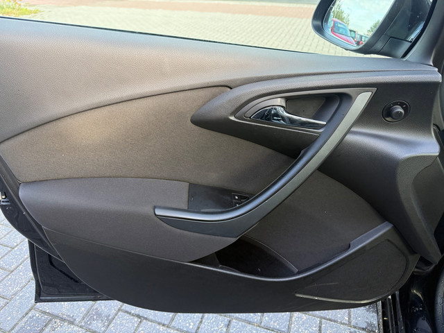 Opel Astra 1.4 Turbo Blitz