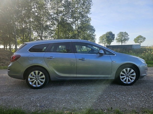 Foto 5 van Opel Astra Sports Tourer 1.4 Turbo Cosmo AIRCO I CRUISE