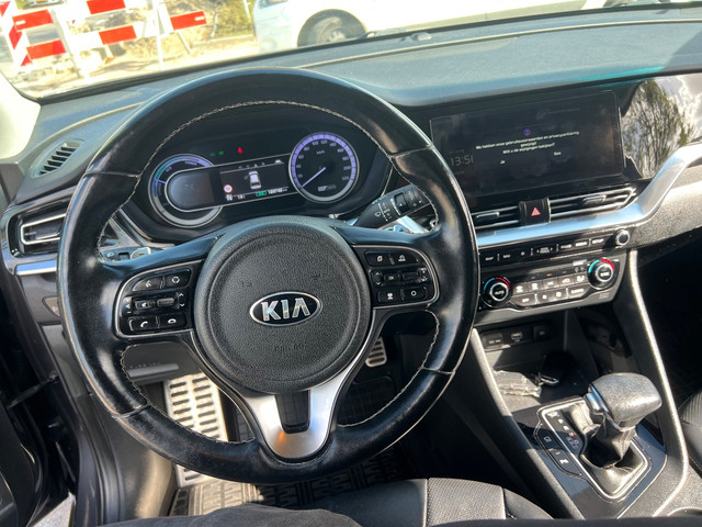 Foto 5 van Kia Niro 1.6 GDi Hybrid DynamicPlusLine - Facelift - Netjes