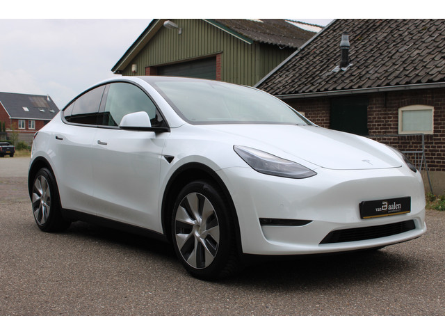 Foto 2 van Tesla Model Y Long Range AWD 75 kWh SOh 90.6% LEER NAVI PANO 124000KM!!!