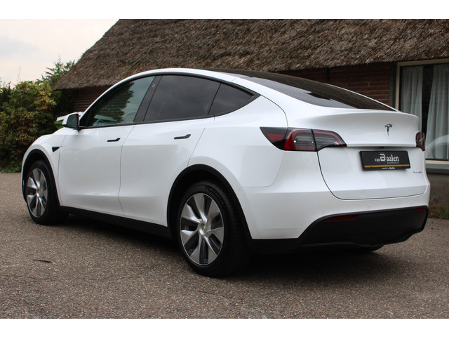 Foto 4 van Tesla Model Y Long Range AWD 75 kWh SOh 90.6% LEER NAVI PANO 124000KM!!!