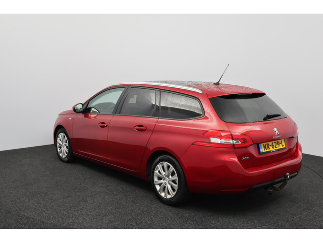 Foto 3 van Peugeot 308 SW 1.2 PureTech Style/ D-Riem verv: 128.000 KM!/ DEALER ONDERHOUDEN!/ Trekhaak/ Panorama