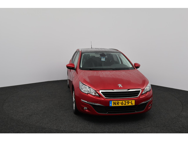 Foto 8 van Peugeot 308 SW 1.2 PureTech Style/ D-Riem verv: 128.000 KM!/ DEALER ONDERHOUDEN!/ Trekhaak/ Panorama