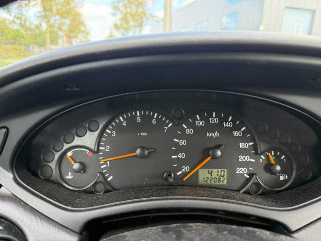 Foto 5 van Ford Focus 1.4-16V Cool Edition