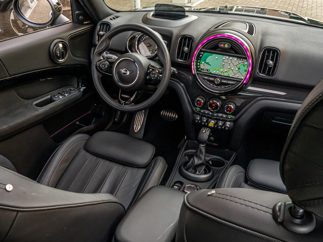Foto 10 van MINI Countryman 1.5 Cooper S E ALL4 ORG NL PANO LEDER CAMERA HUD HARMAN KARDON MEMORY STOEL