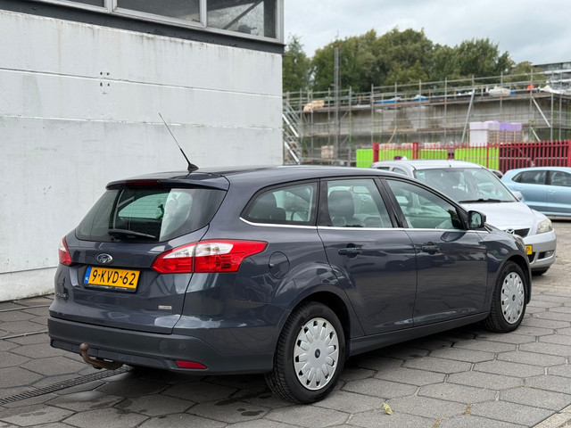 Foto 9 van Ford Focus Wagon 1.6 TDCI ECOnetic Titanium|ROETFILTER VERSTOPT!