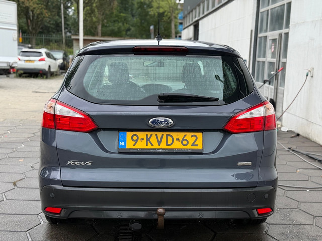 Foto 8 van Ford Focus Wagon 1.6 TDCI ECOnetic Titanium|ROETFILTER VERSTOPT!