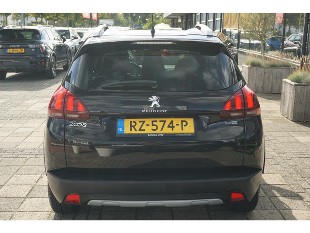 Foto 5 van Peugeot 2008 1.2 PureTech Allure