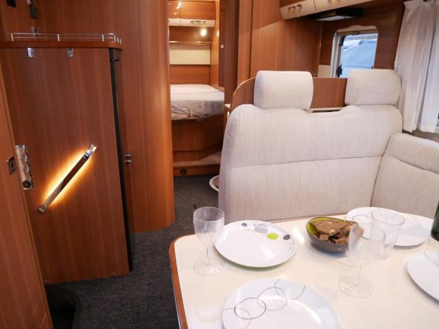 LMC Cruiser Exclusive T692G, Queensbed, XXL Garage, XXL Koelkast!!