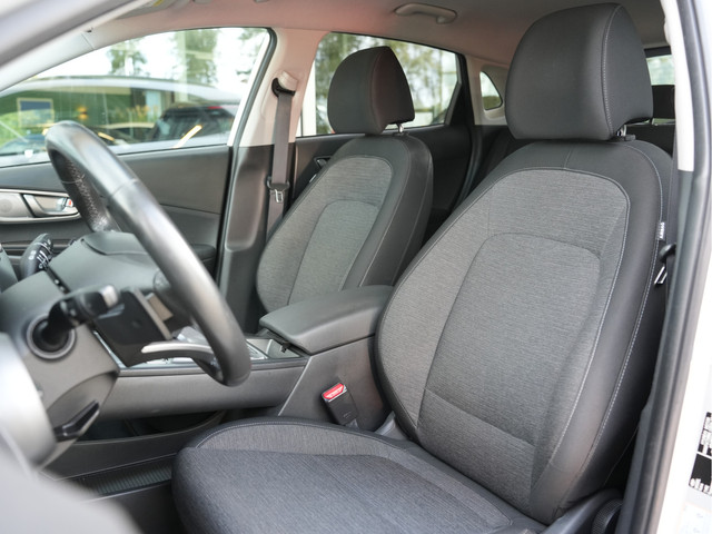 Foto 5 van Hyundai KONA EV Fashion 64 kWh | SOH 96% | Head-up display | Cruise control adaptief met stop&go |