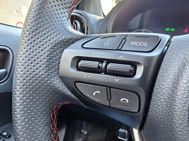 Foto 5 van Kia Picanto 1.0 DPi GT-Line / Leder / ECC!
