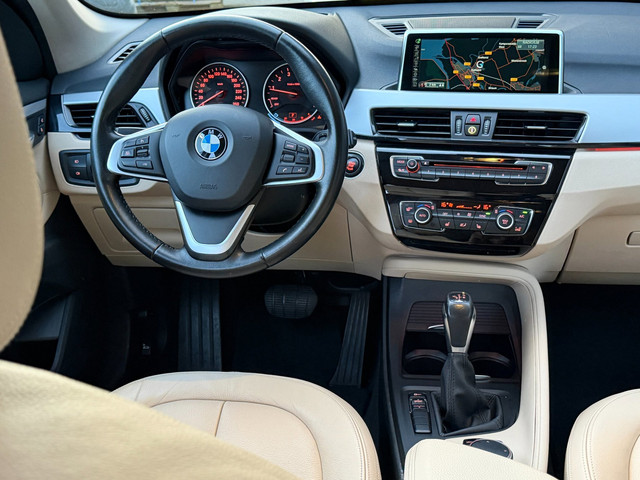 Foto 3 van BMW X1 sDrive20i High Executive |Head-up |Keyless |Leder |Stoelverwarming |Climate control |Cruise c