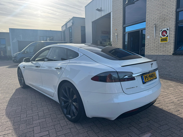 Foto 5 van Tesla Model S 75D Base- panodak- vol fijne en luxe opties