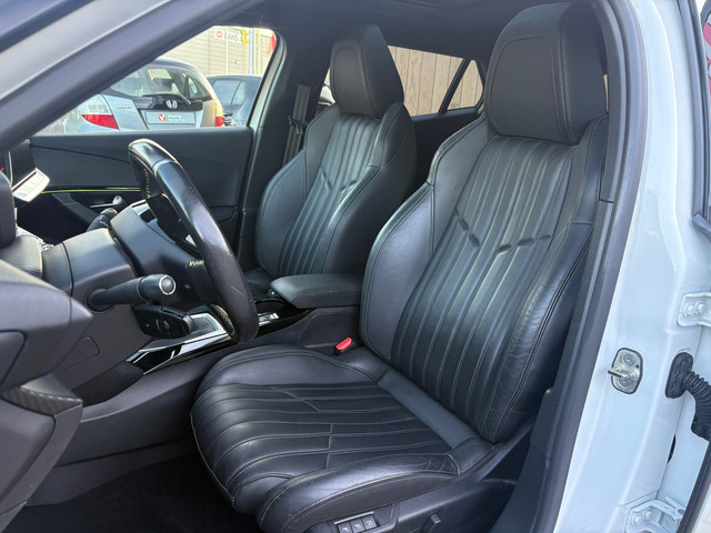 Foto 7 van Peugeot 2008 1.2 PureTech GT-line
