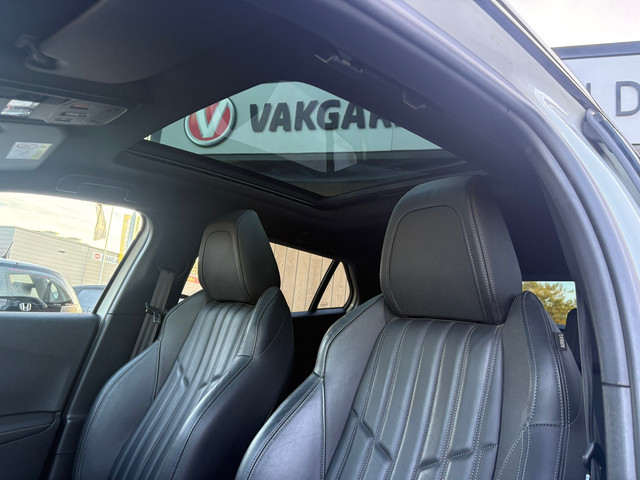 Foto 8 van Peugeot 2008 1.2 PureTech GT-line