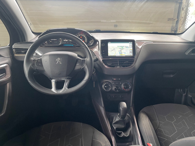 Foto 5 van Peugeot 2008 1.2 VTi NAVI PDC PANO AIRCO CRUISE