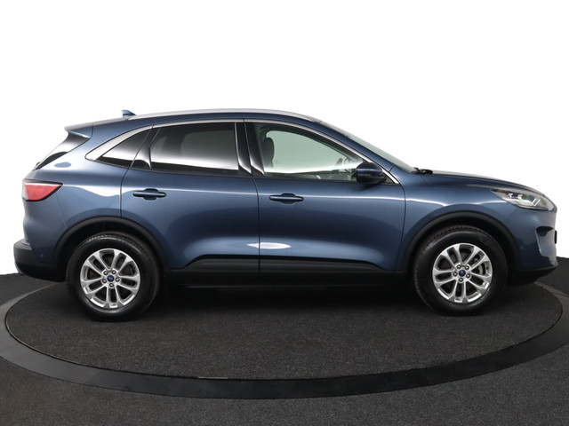 Foto 5 van Ford Kuga 2.5 PHEV Titanium X | Trekhaak | Stoelverwarming | Navigatie | Camera voor + Achter |