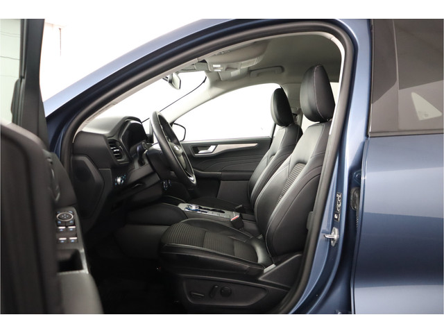 Foto 2 van Ford Kuga 2.5 PHEV Titanium X | Trekhaak | Stoelverwarming | Navigatie | Camera voor + Achter |
