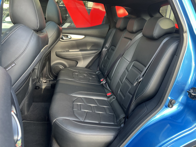 Foto 3 van Nissan QASHQAI 1.2 Tekna + | Pano | Navi | Trekhaak | 360 Camera