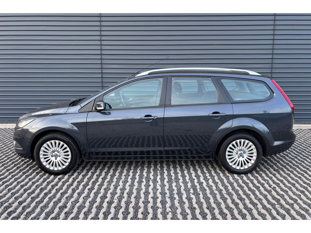 Foto 7 van Ford Focus Wagon 1.6 Titanium | Navigatie | Climate Control