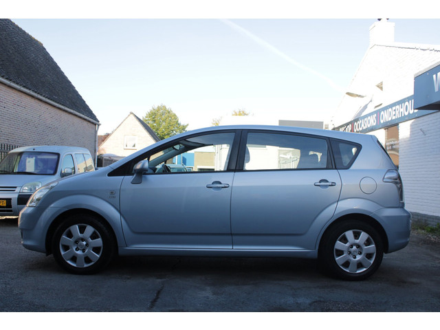 Foto 8 van Toyota Corolla Verso 1.6 VVT-i Sol / Airco / CruiseControl / Elektrische ramen