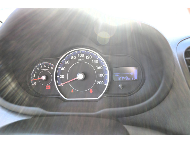 Foto 5 van Hyundai i10 1.1 i-Drive Cool, 5 Drs, Airco, NL-auto, 1e eigenaar ! 12.700 km ! Uniek !