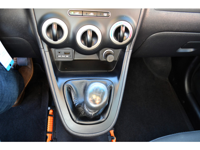 Foto 2 van Hyundai i10 1.1 i-Drive Cool, 5 Drs, Airco, NL-auto, 1e eigenaar ! 12.700 km ! Uniek !