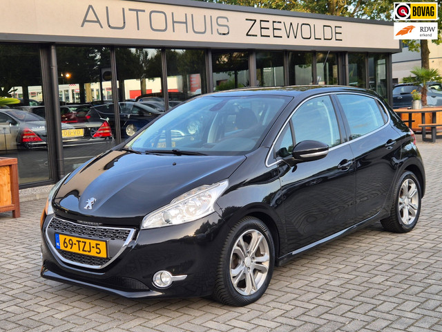 Peugeot 208 1.4 VTi Allure I Clima I Scherm I NAP!