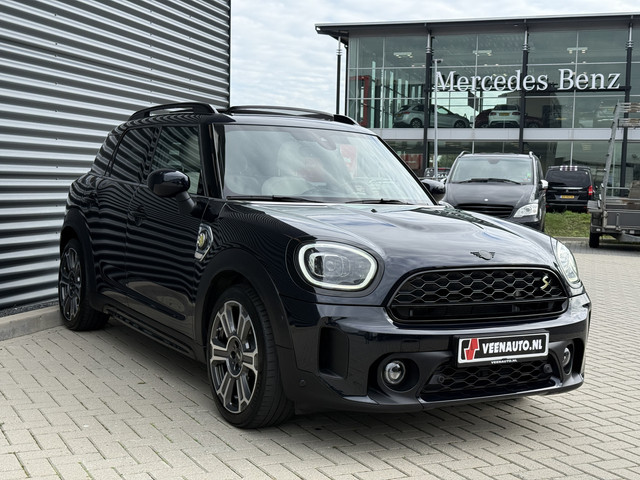 Foto 9 van MINI Countryman 1.5 Cooper SE ALL4 Leder/Pano/Camera/H&K