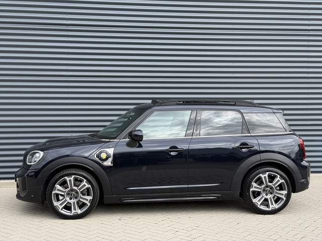 Foto 8 van MINI Countryman 1.5 Cooper SE ALL4 Leder/Pano/Camera/H&K