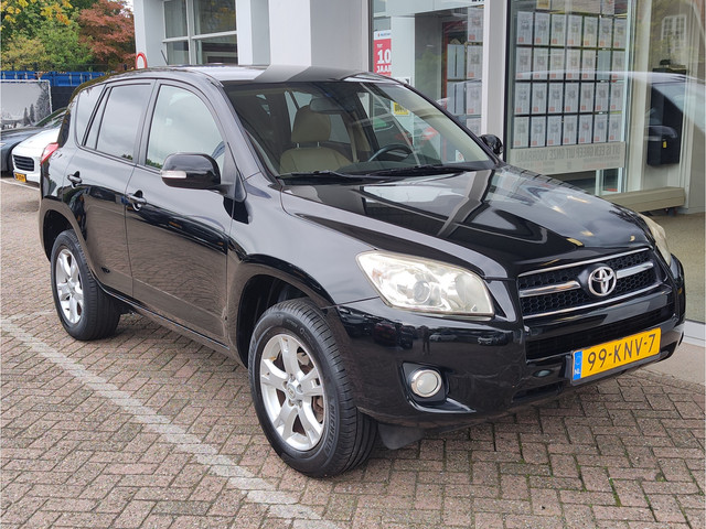 Foto 8 van Toyota RAV4 2.0 VVTi EXECUTIVE BUSINESS Clima | Keyless | Stoelverwarming | Leder