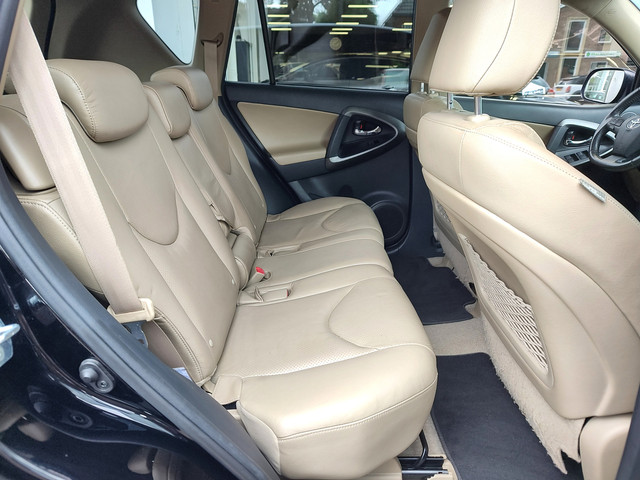Toyota RAV4 2.0 VVTi EXECUTIVE BUSINESS Clima | Keyless | Stoelverwarming | Leder