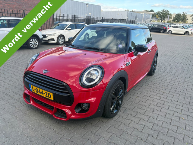 MINI 3-deurs 1.5 Cooper John Cooper Works Dalston Panoramadak Harman-Kardon Sound Keyless Entry Acht