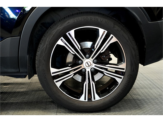 Foto 9 van Volvo XC40 1.5 T4 Recharge 155kW/211pk DCT7 Inscription PANORAMADAK + EL.TREKHAAK + ADAPT.CRUISE + P